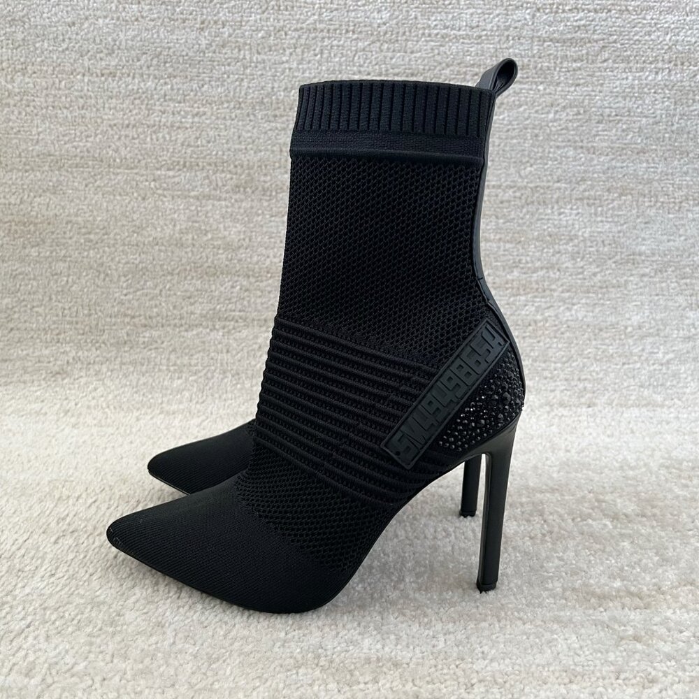 Steve Madden Maxwelle Black Pointed Toe Knit Heeled Booties Boots Shoes 8.5
